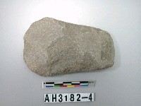 藏品(小型舌刃打製石斧)的圖片